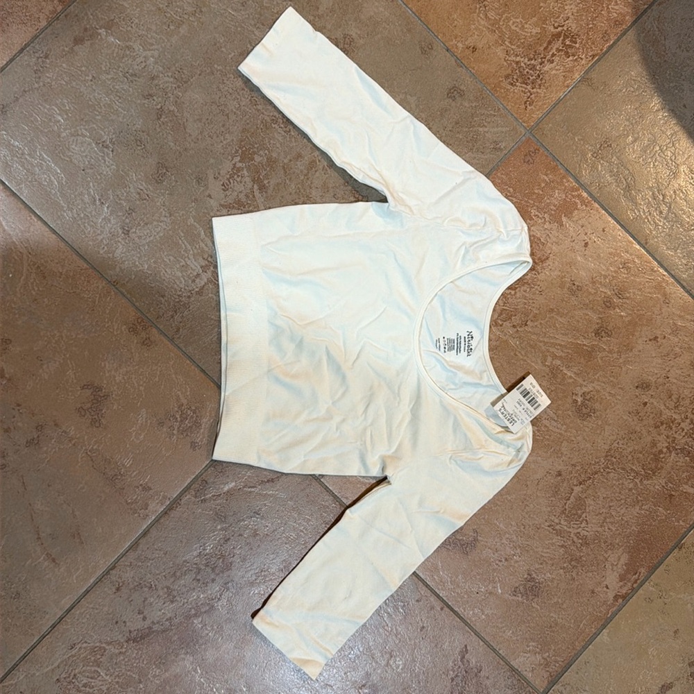 Nikibiki one size ivory top
